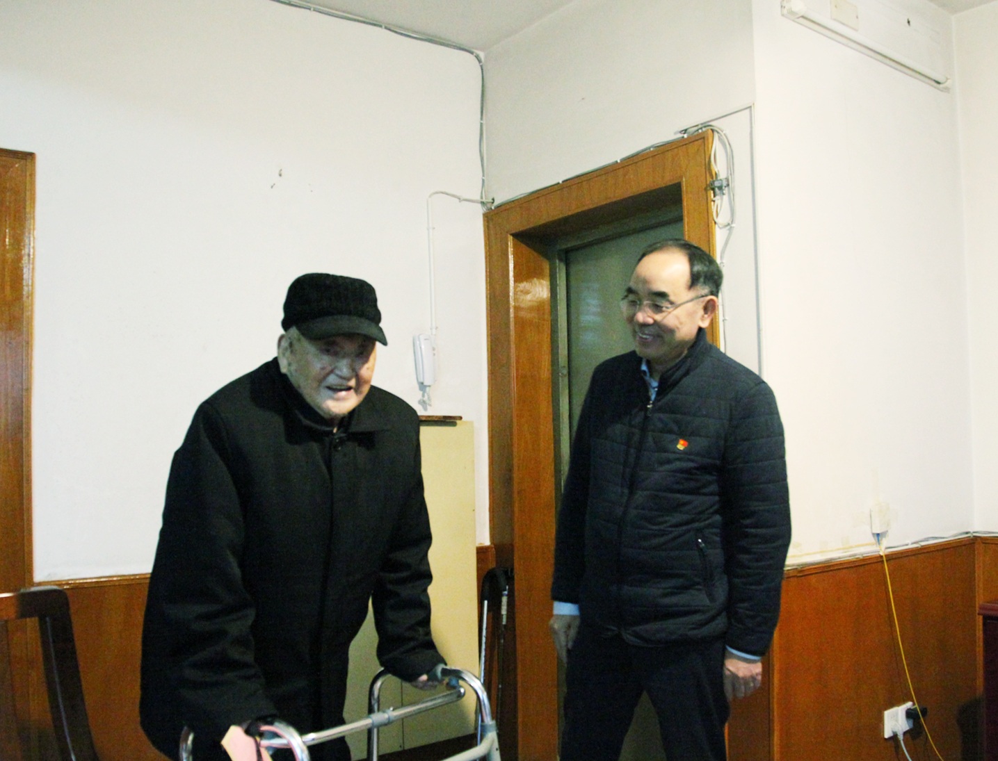 20220209123195.jpg 6王术飞慰问岳国民IMG_2002_副本.jpg