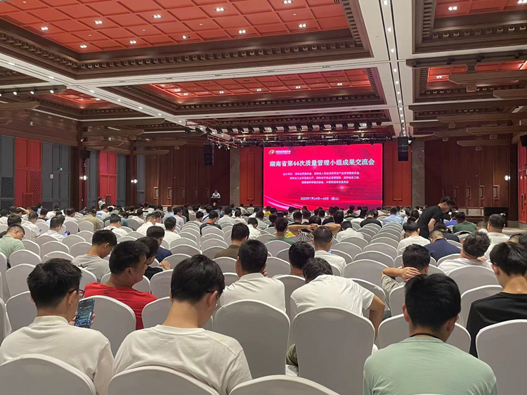 ��44 ��Ч����������Ƭ.jpg